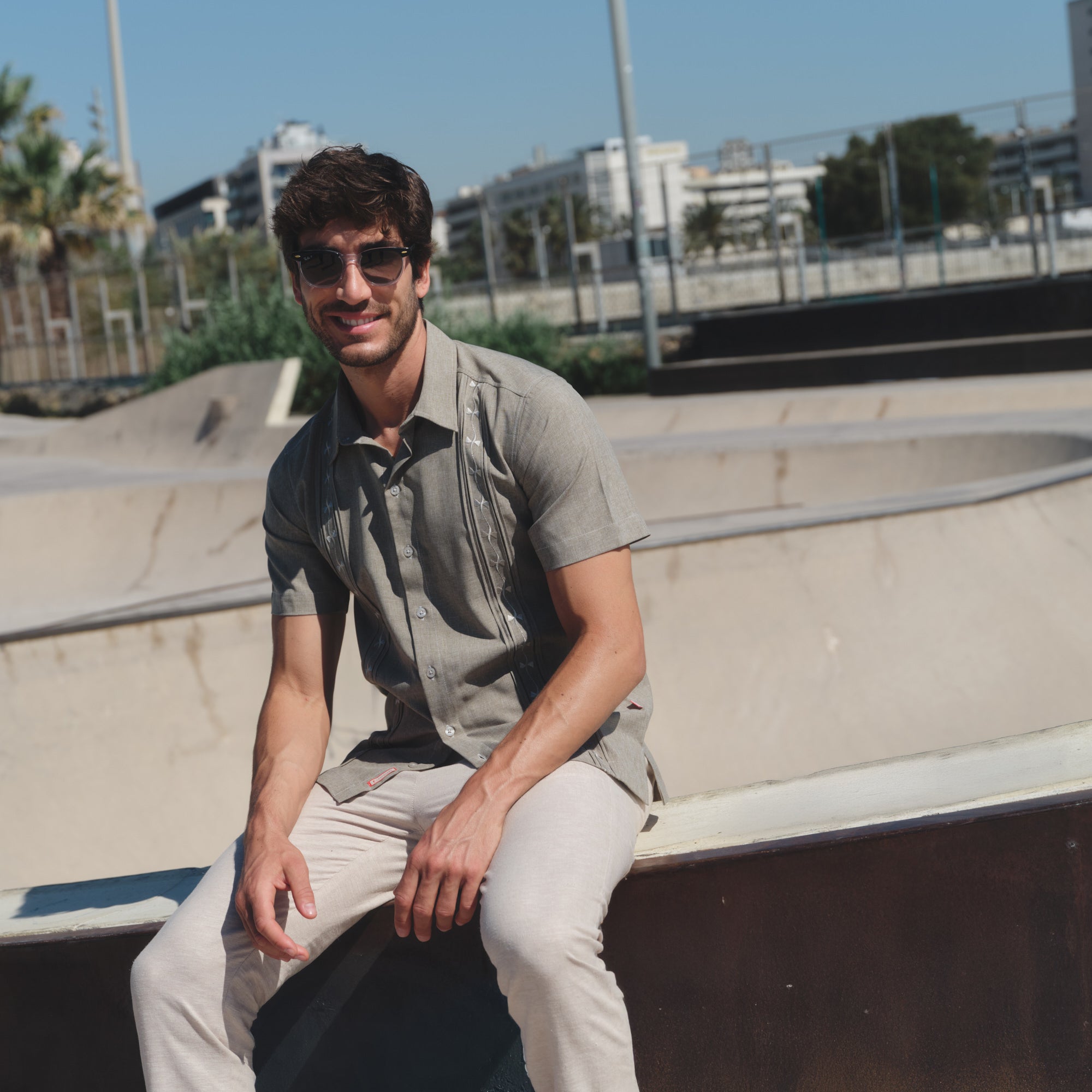 Camisa guayabera manga corta Calypte