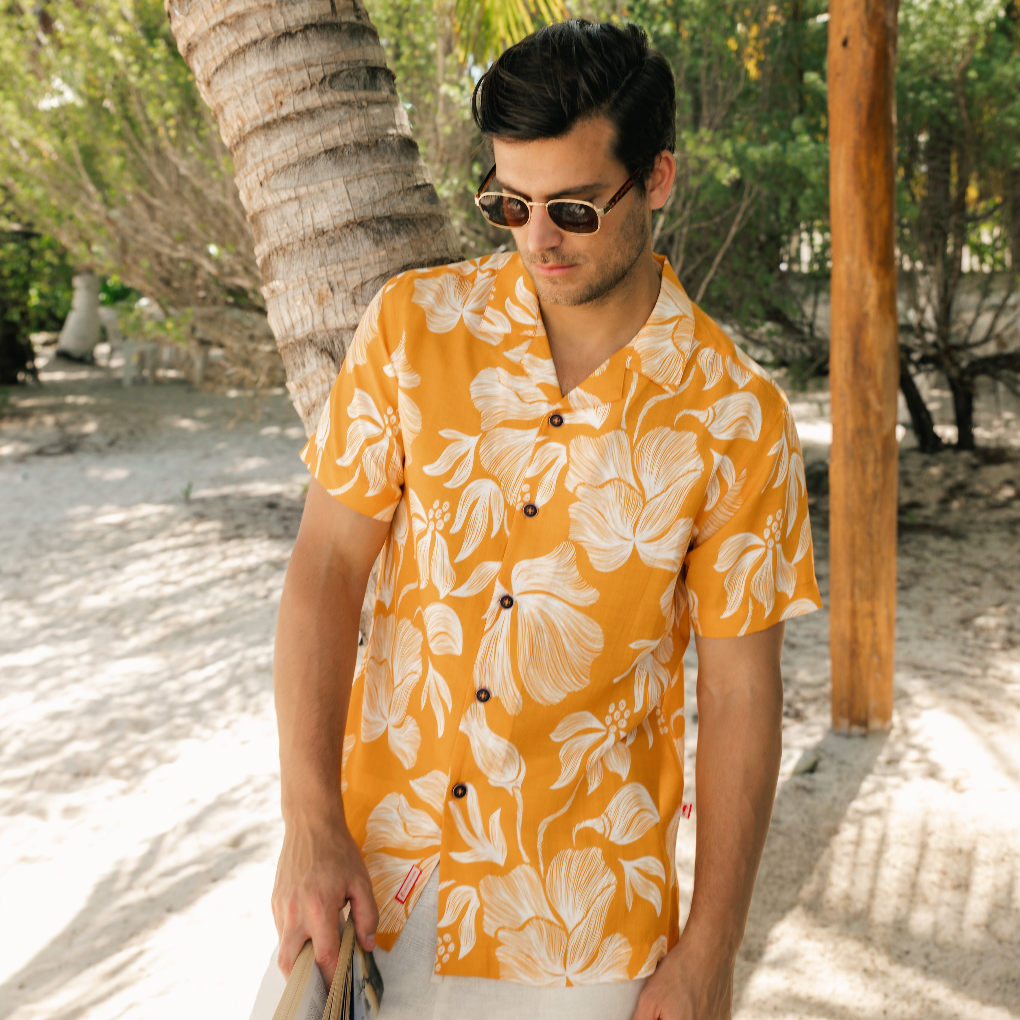 Camisa_Kaili_YellowFlowers_2.jpg