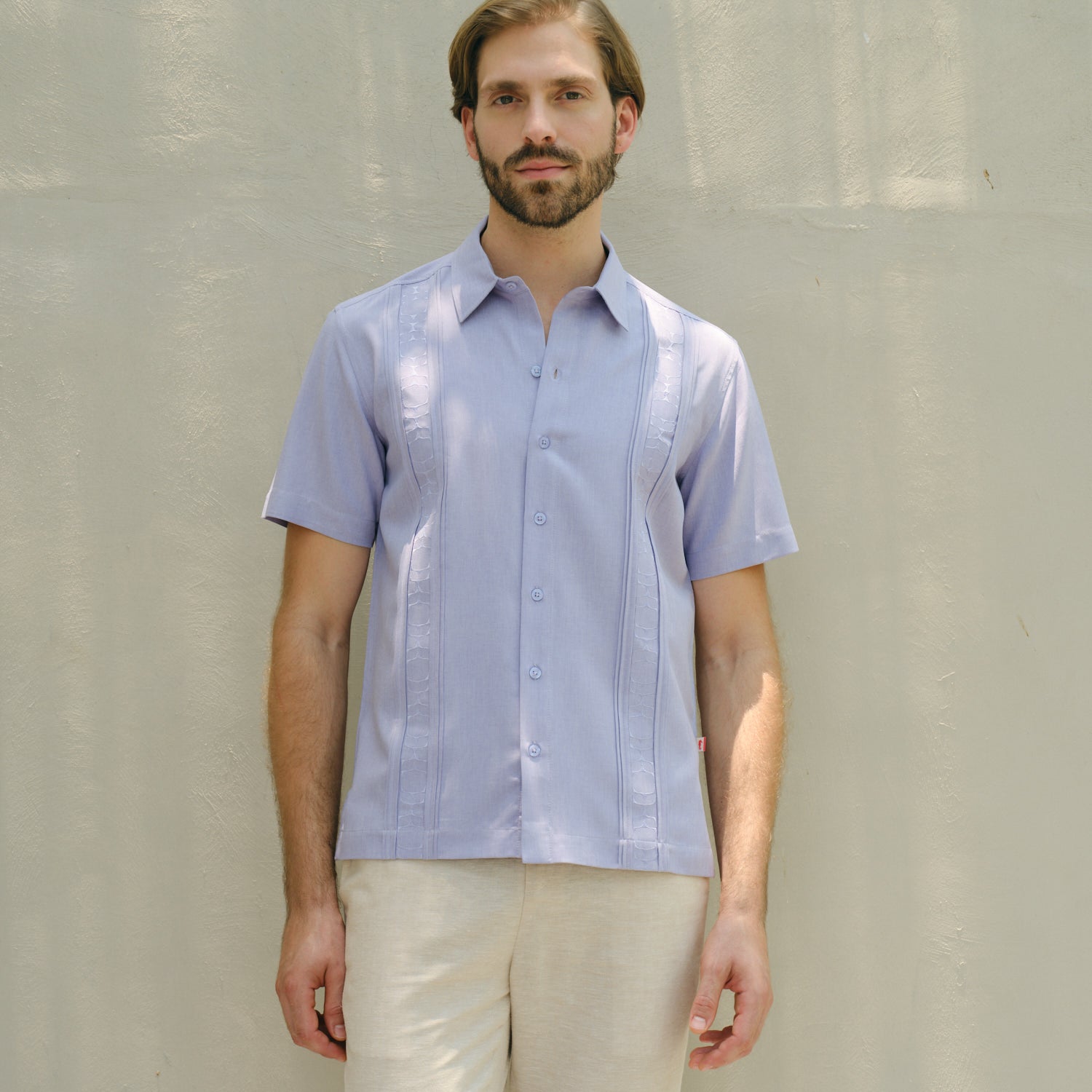 camisa guayabera casual para hombre turron frontal 