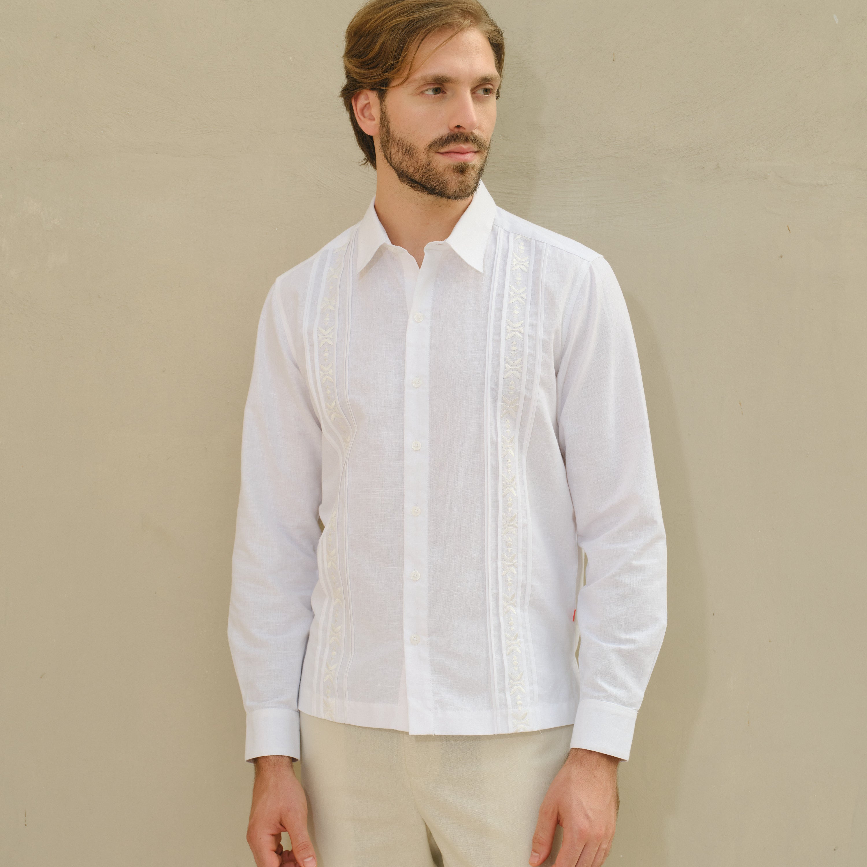 Camisa blanca hombre marca Costavana olea